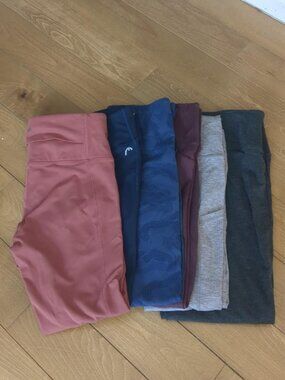 Lot of 6 leggings sizes XS-XL